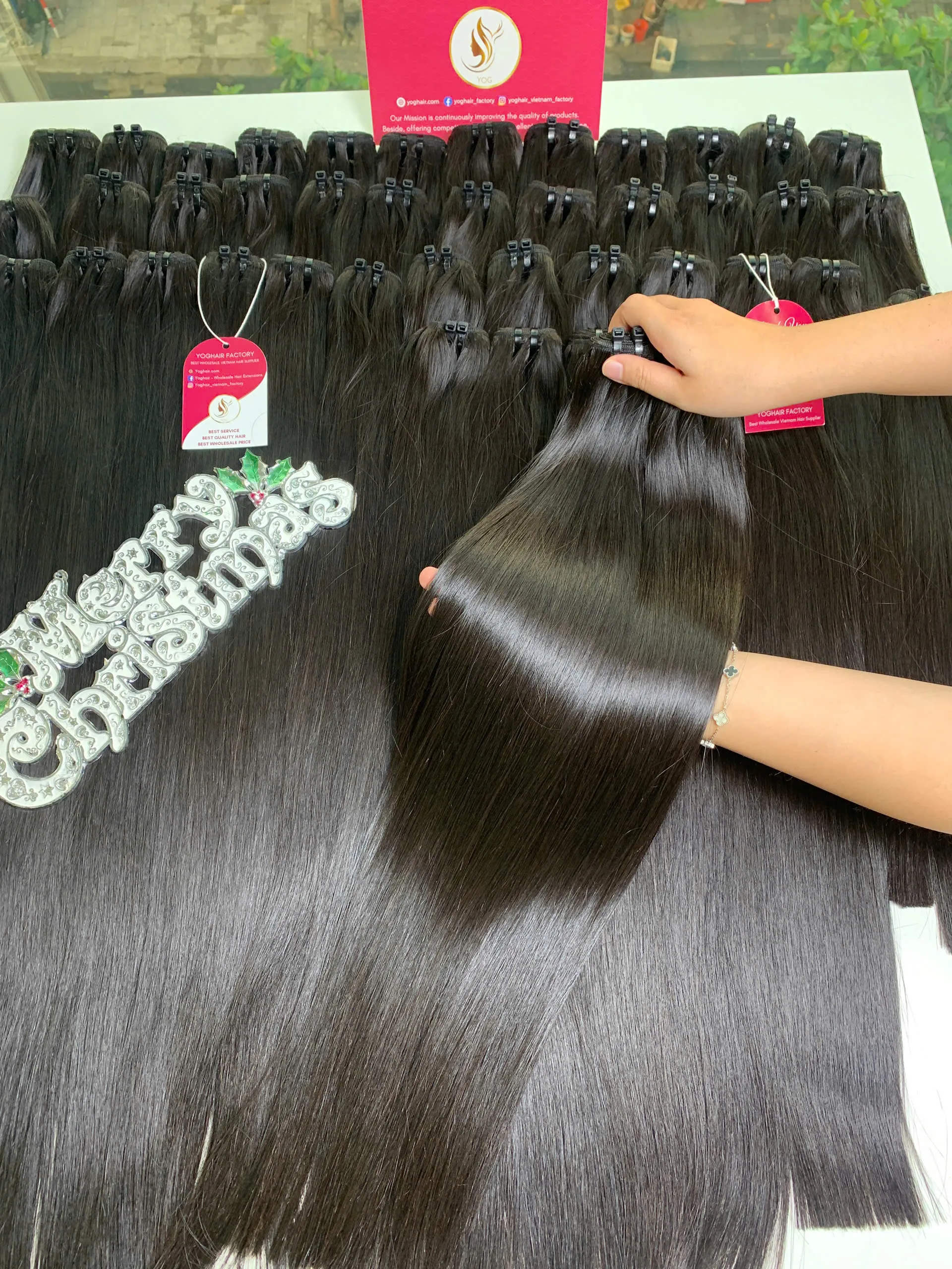 Bone Straight Hair Natural Color Virgin Vietnamese Weft Hair Extensions 2 Bone Straight Hair Natural Color Virgin Vietnamese Weft Hair