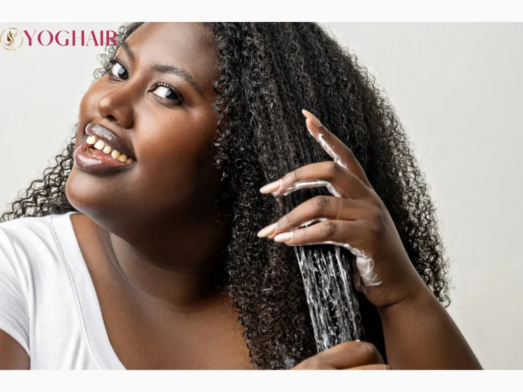 Bundle Hair Types Guide: Best Human Hair Bundles & Styling Tips 11 Moisture is Key