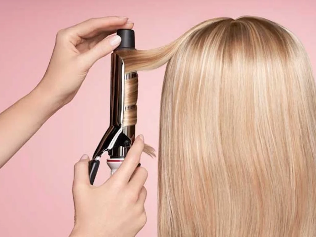 How to Make Beach Waves on a 8-Inch Hair Topper - Full Tutorial 2 Curling hair with a curling iron